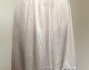 Half Slip, Beige, Vanity Fair, Nylon, Minimal Lace, Size Small L, Made in USA