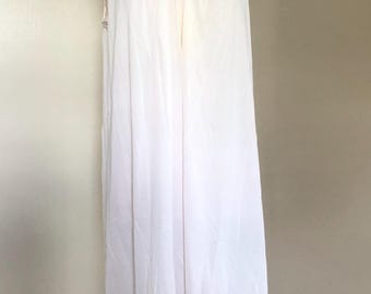 Nightgown, Vanity Fair, Size Medium, Blush Pink, Floral Applique, Sleeveless, Nylon, Made in USA