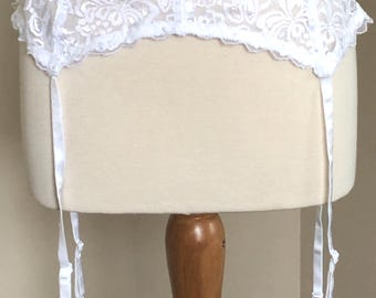 Garter Belt, White, Dreamgirl, All Lace, Hook and eye, 5 clasp, O/S Queen, Nylon