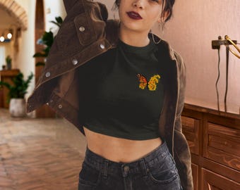 Butterfly Crop Tee: Nature Inspired Fashionable Top