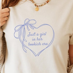 Just a Girl in Her Bookish Era PNG, Coquette Book Lover PNG, Heart Bow Reading Quote, Bookish Girl Clipart, Cute Reader Sublimation, cricut