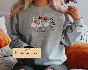 Dumme Gans Halloween Sweatshirt Lustig bestickte Alberne Gans Rundhalsausschnitt Niedliche Herbst-Tierkostüm-Pullover-Hexe-Kürbis-Skelett-Pullover