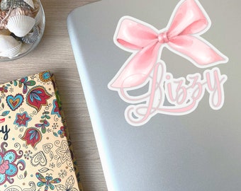 Kokette personalisierte Namen Aufkleber, rosa Schleife Aufkleber, Kokette Aufkleber, Laptop Aufkleber, Wasserflasche Aufkleber, weiche Mädchen Ära, rosa Schleife Dekor