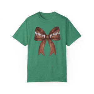 Coquette Shirt, Football Bow Tshirt, Football Girl Tee, T-shirt for football girlie, Autumn Shirt, Comfort Colors® Shirts Sizes S to 4XL Grass