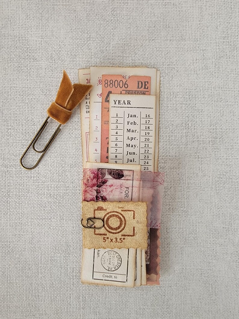 Paper Craft Collection Vintage Journal Supplies Creative Journaling Kit Decorative Paper Elements Shabby Chic Design Handmade Folio Set Memory Keeping Materials Artistic Journal Pages Scrapbook Making Supplies Floral Design Elements