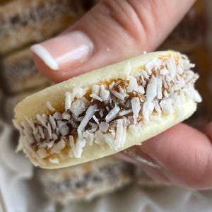 Peruanische Kokosnuss-Alfajores /Alfajores de manjar blanco y coco /Alfajores de dulce de leche /Kokosnusskekse /Dulce de leche Kekse