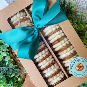 Peruvian Alfajores: Handmade Dulce de Leche Cookies (Box of 20)