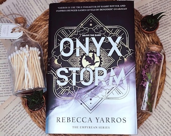 Onyx Storm - Special Edition Book