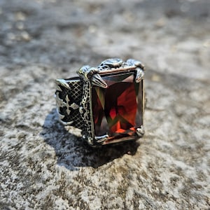 Claw of Control Magic Ring | Psychic Control Ring | Influence & Seduction | Occult Mind Control Obsession and Will Override Magick Talisman