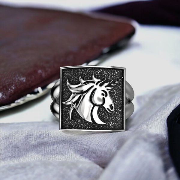 Enchanting 925 Sterling Silver Unicorn Signet Ring, Mystical Creature Design, Magical Fantasy Inspired Silver Jewelry