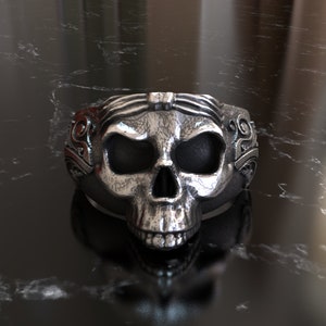 Skull and Leaves 925 Sterling Silver Ring - Nature Meets Noir Jewelry, Handcrafted Fusion Design, Gift for Edgy & Botanical Style Enthusiast