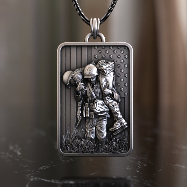 925 Sterling Silver Soldier Rescue Necklace - Heroic Military Comradeship Pendant, Symbolizing Bravery and Sacrifice