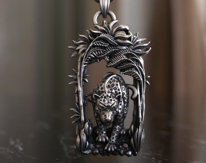 Elegant 925 Sterling Silver Panthera Necklace, Exquisite Wildlife-Inspired Handcrafted Jewelry, Perfect for Animal Lovers