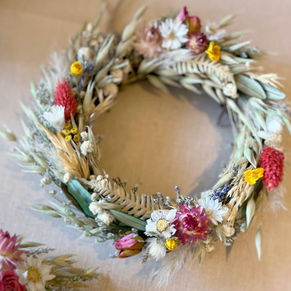 Dried Easter Spring Wreath. Roses, Olive Leaves, Helichrysum, Buttercups, Gypsophila, Daises.