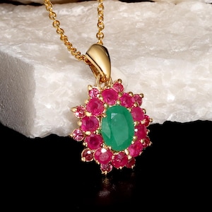 Smaragd Ketting, Bloemhanger met Robijn in Verguld 925 Sterling Zilver, Natuurlijke Edelstenen, Geboortesteen Mei
