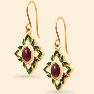 Pendientes colgantes rubí, esmalte verde y blanco, plata 925 chapada en oro 18K, motivo flor, piedra natural, regalo para ella