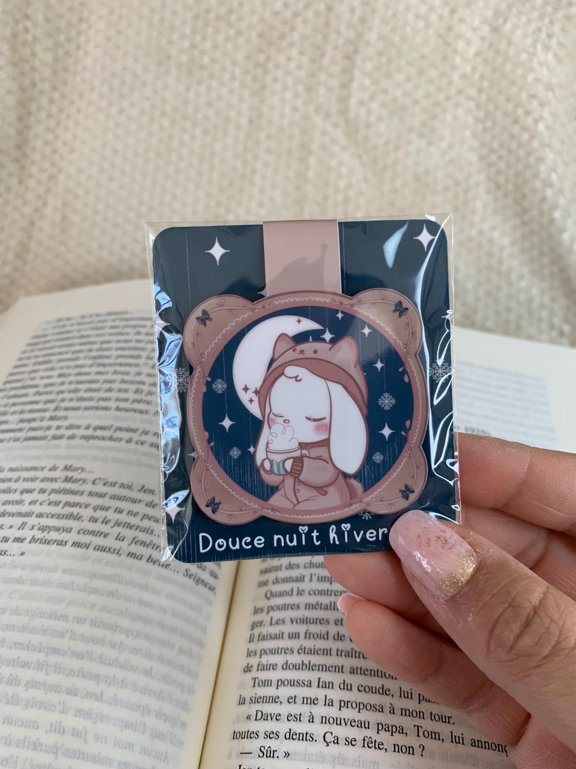 Kawaii BunBun Magnetic Bookmark "Sweet Winter Night" / Laminated Bookmark, Cute Bookmark, Gifts for Reading Lovers