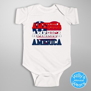 Amerikanische Flagge Herz Baby Body®: 4. Juli Baumwoll Bodysuit