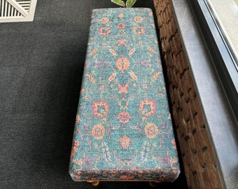 Banco otomano hecho a mano, banco con alfombra turca, decoración rústica, banco de madera, banco de entrada, banco tapizado azteca, taburete otomano, banco para piano