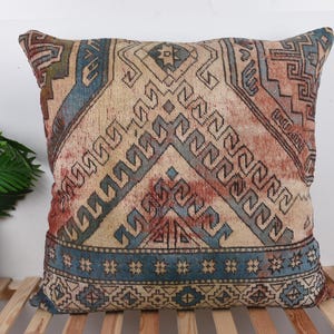 Vintage Kilim Throw Pillow, Kilim Pillow, 32x32 Ethnical Kilim Rug Pillow, Handmade Kilim Cushion, Beige Cushion Case, Carpet Pillow,