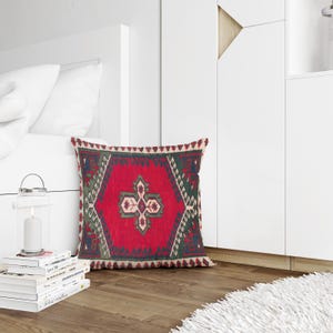 Vintage Kilim Pillow Cover,Bohemian Kilim Style, Vintage Pattern Cushion, 20x20 Pillow Cover, Kurdish Style Pillow,  Ethnic Home Decor