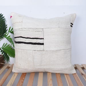Vintage Kilim Pillow, Vintage Kilim Throw Pillow, 28x28 Turkish Kilim Pillow, Kilim Pillow Cover, Beige Pillow, Patchwork Pillow,