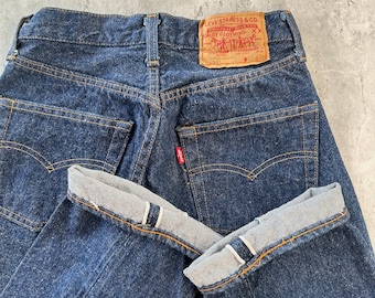 Vintage 80s Levi’s 501 Jeans (25x32) Dark Fuzzy Selvedge redline denim button fly made in USA