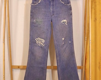 Vintage 70s Sanforized Distressed Flared Jeans (28) Faded purple denim thrashed repaired 517 style K Mart