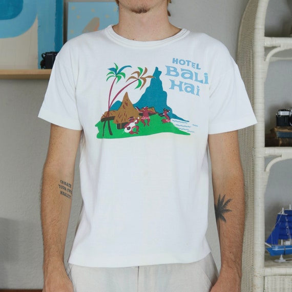 Vintage 60s Hotel Bali Hai T Shirt Liki Tiki Crew… - image 4