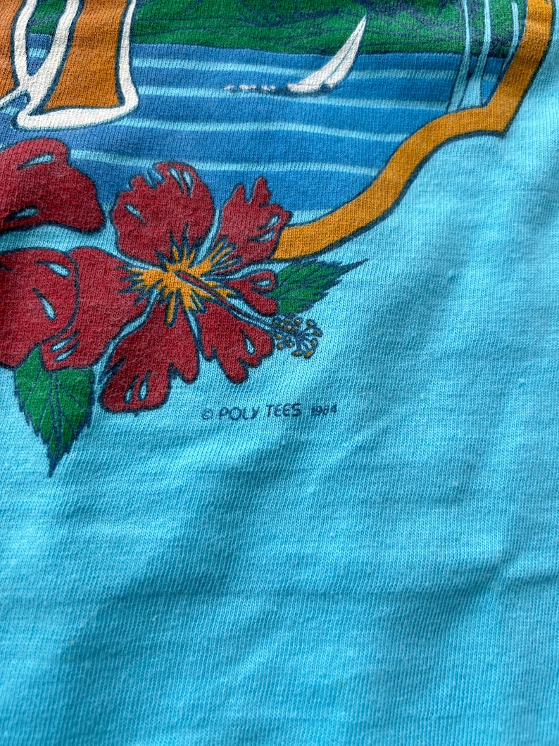 Vintage 80s Maui Hawaii T Shirt XL Light blue 1984 Poly Prints Graphic tee image 4