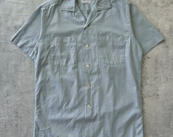 Vintage 60s Loop Collar Button Up Shirt (S) Grey Cotton short sleeve McDougall Cassou Phoenix Hathaway