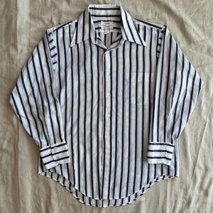 vintage 1970s Arrow Sanforized striped button up shirt textured white blue collared Union made in USA