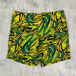 Vintage jaren 70 Izod Lacoste zwembroek (36) 100% nylon short met visprint met trekkoord, verstelbare taille gemaakt in Hong Kong