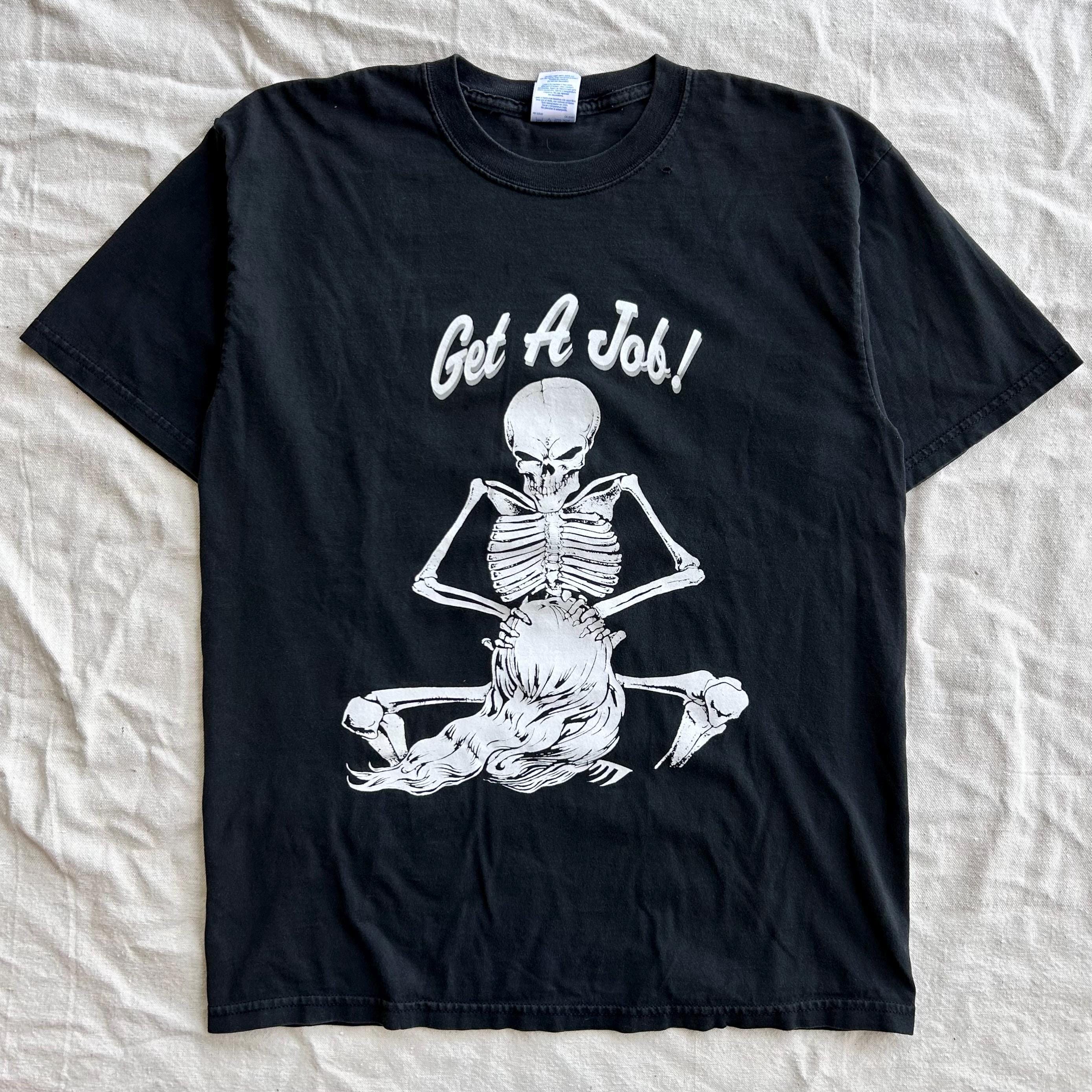 Vintage Y2K Get a Job Skeleton Blowjob T Shirt (M) Gildan Fashion