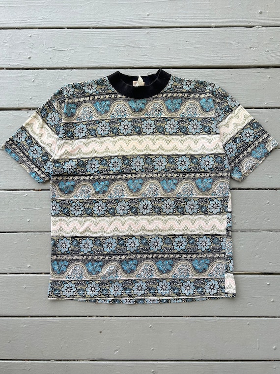 Vintage 90s Mossimo Striped All over print surf sk