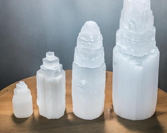 Selenietkristallen toren: natuurlijke witte reinigingssteen, woondecoratie