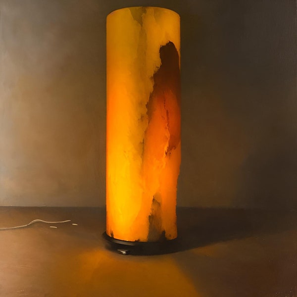 Lampe cylindrique en cristal d'onyx naturel : élégance de la pierre naturelle pour la maison et le bureau