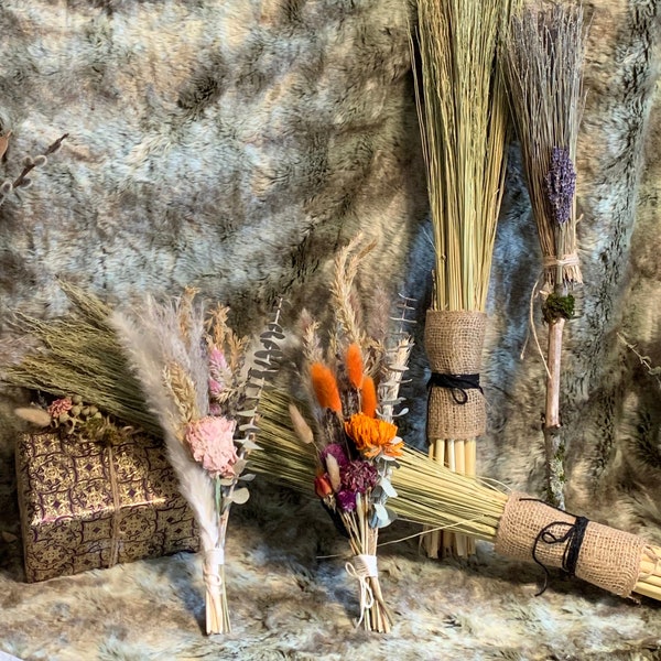 Make Your Own Broom Kit - Natural Dried Flower Arrangement Kit - Holiday Craft Kit includes Craft Broomcorn & Dried Flowers