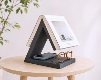 Triangulär bokhållare | Hållare för surfplattor, Kindles, glasögon och mugg | Bokställ för bokälskare | 3D STL-fil - Digital nedladdning