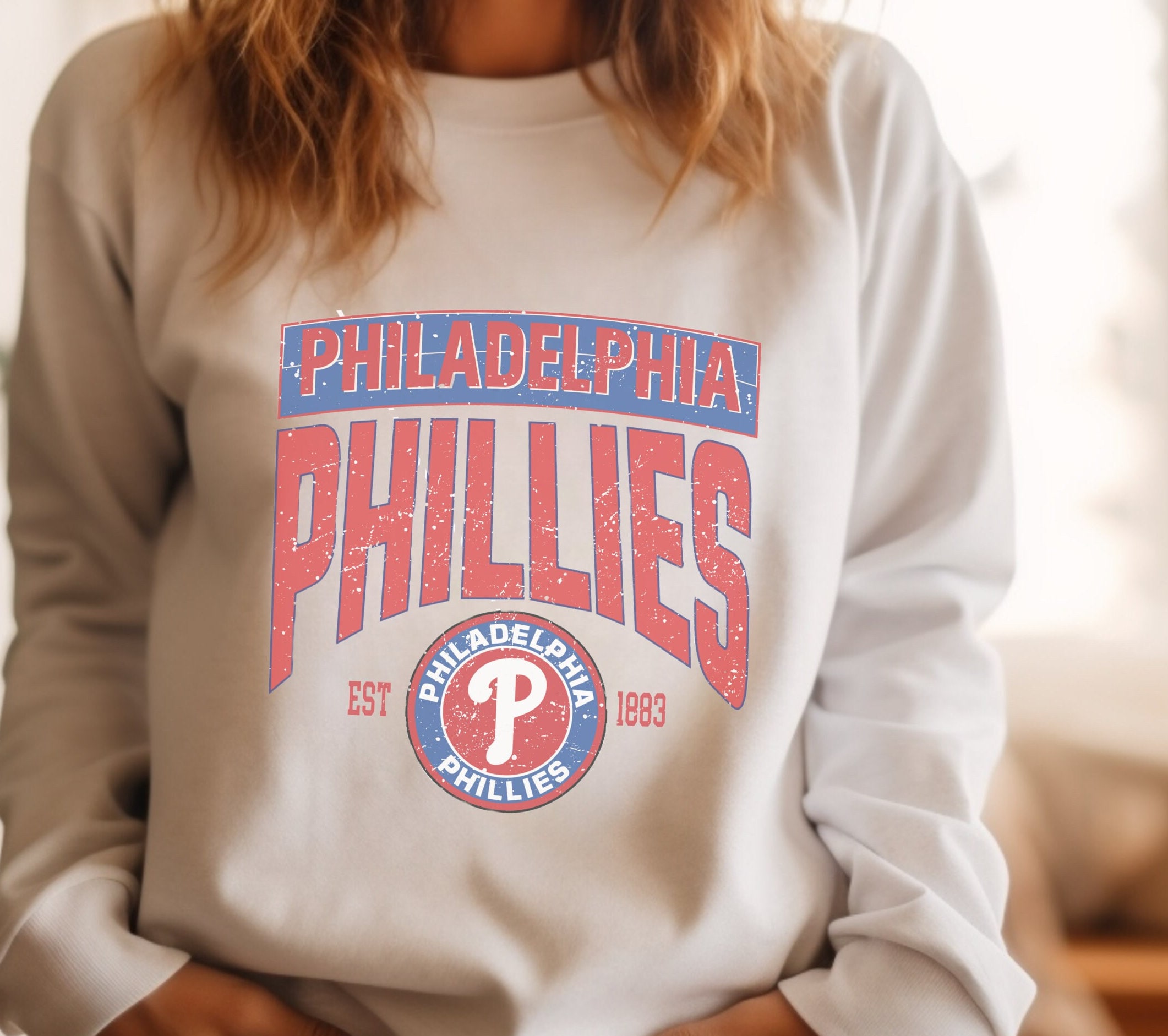 Womens vintage hotsell phillies shirt