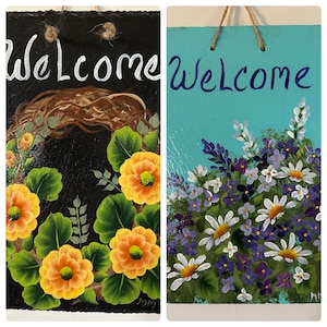 Welcome slate plaque. Reversible slate, hand painted floral welcome slate. Grapevine wreath, daisies. Front door sign, porch sign.