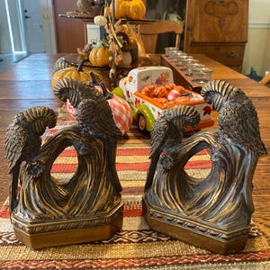 Vintage Parrots Sculpture Bookends - Gold Brass Colored - Heavy Cast Composite - Traditional Decor