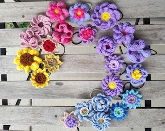Gehäkeltes Haarband mit Blumenmuster / Haarband-Armband mit Blumenmotiv / Gänseblümchen / Sonnenblume / Rose / Pfingstrose – handgefertigtes Haaraccessoire für Mädchen / Geschenk für sie
