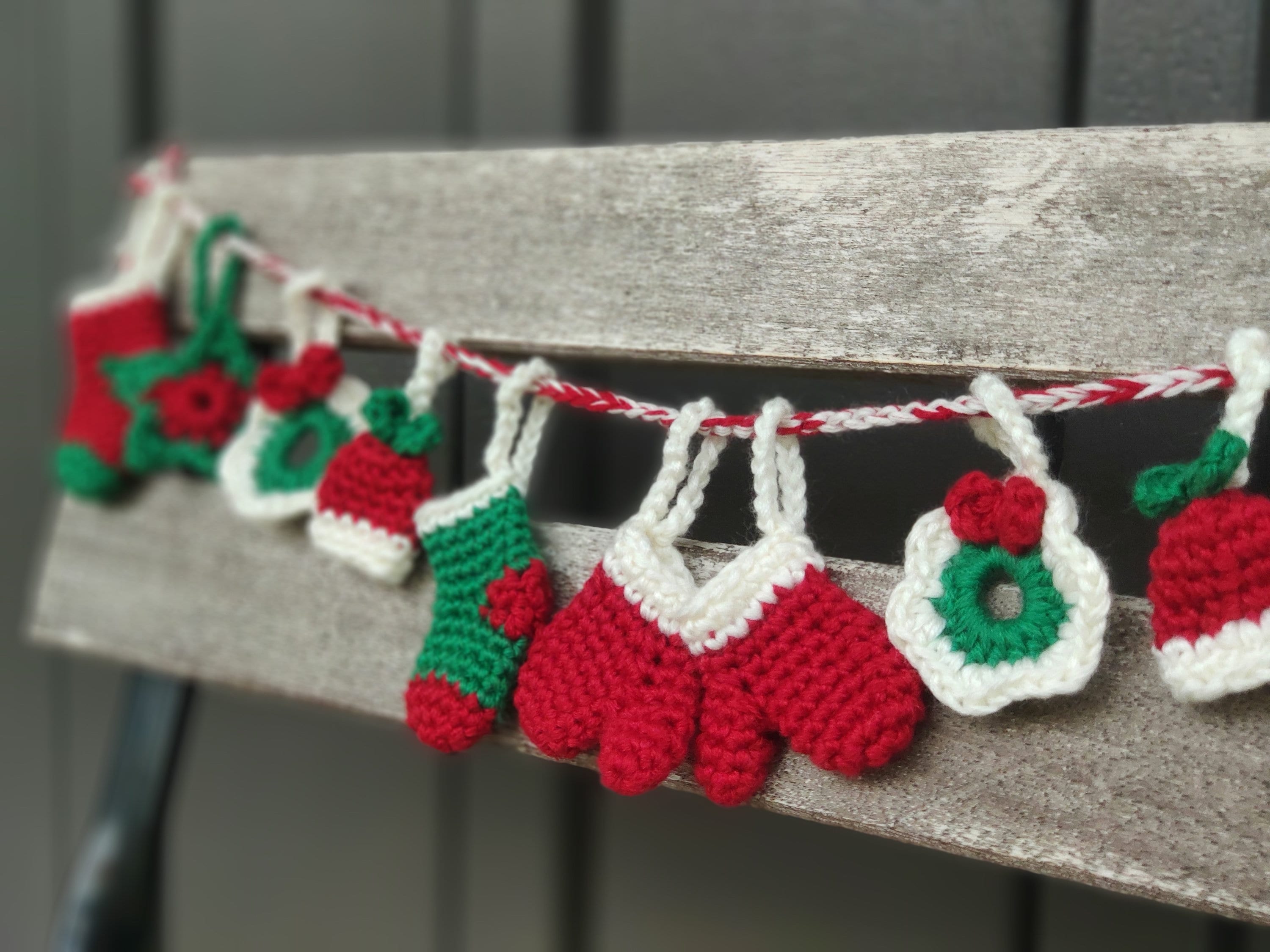 Set of 4 Crochet Wreath pins (Made and ready to ship) crochet Christmas Pins