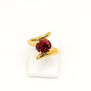 Anel de diamante redondo com pedra preciosa vermelha, banhado a ouro 14K, anel grande com pedra preciosa, aniversário de julho, presente perfeito para o dia das mães - aniversário da namorada