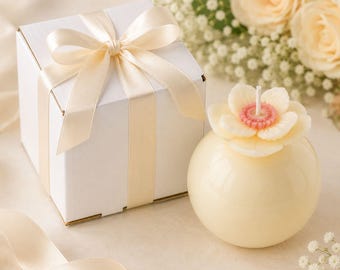 Mother of the Bride Gift Mother of the Groom Gift Wedding Thank You Gift Floral Candle Gift Gift for Mom Bridal Shower Gift Wedding Keepsake