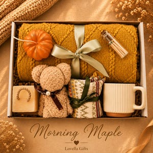 Fall Gift Box for Women, Cozy Gift Basket, Autumn Care Package, Blanket & Pumpkin Candle Gift Set, Hygge Self Care Comfort Gift