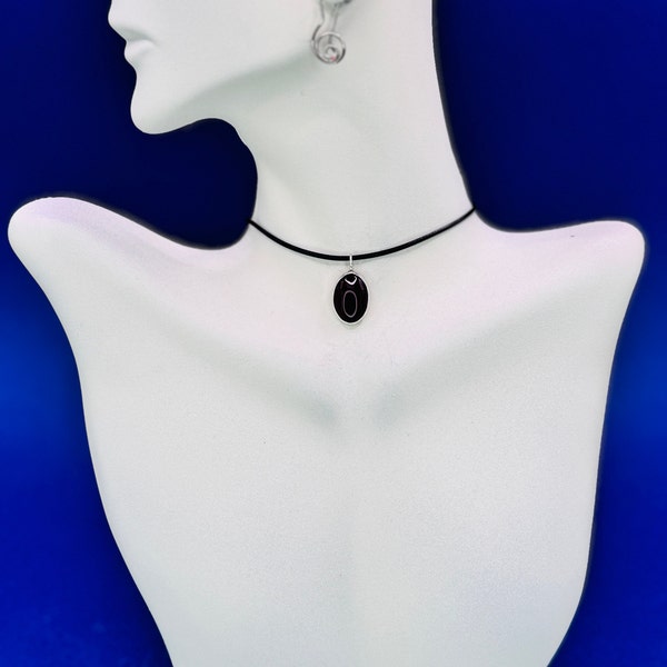 Oval Carnelian choker, Oval Y2K pendant, Protection amulet, Carnelian pendant necklace, Black string necklace, Black cord choker