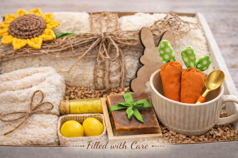 Spring Gift Box for Mom – Spring Self Care Gift Basket – Cozy Spa Gift ...