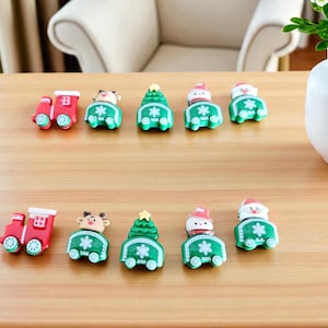 3D Christmas Train Resin Cabochons: Holiday Charms for Scrapbooking & Crafts (Set of 5)